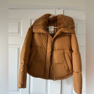 Abercrombie & Fitch Elevated Mini Puffer with Sherpa Collar